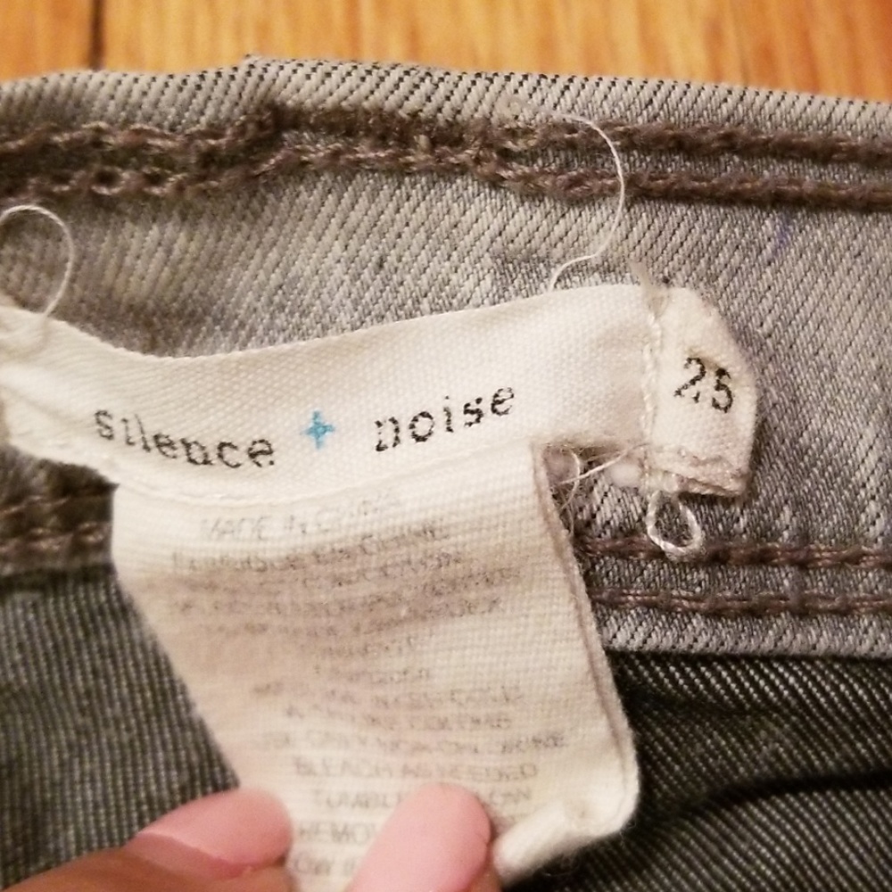 Jeans - Picture 3 of 3